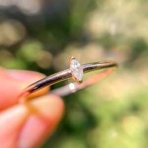 Bague de fiançailles 8x4mm Marquise Cut White CZ | Bande solitaire délicate | Bijoux de mariage minimalistes en argent 925 - Product Image 3