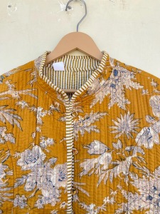 เสื้อโค้ทลำลองสำหรับผู้หญิงสำหรับฤดูหนาว พร้อมลายพิมพ์บล็อกด้วยมือ แจ็คเก็ตผ้าควิลท์ ทำด้วยมือ ผ้าสำหรับผู้หญิง เทคนิคการซักแบบวินเทจ สไตล์ใหม่ - Product Image 4