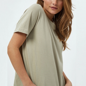 Nueva llegada: Camisetas básicas de algodón para mujer, camisetas casuales de verano para chicas adultas, de manga corta y cuello redondo, hechas en Bangladesh. - Product Image 3