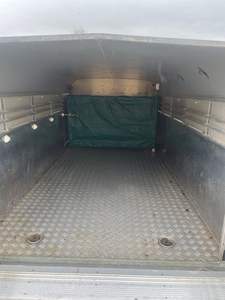 Remolques ganaderos usados para transporte y almacenamiento - Product Image 3