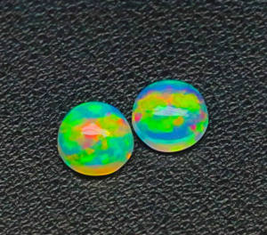 Cabochon d'opale éthiopienne naturelle Pierres précieuses Opale éthiopienne polie lisse Paire Welo Loose Round Shape Multi Fire Stones - Product Image 2