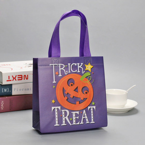 Bolsas de Regalo de Halloween de Tela No Tejida, Bolsas de Compras Creativas con Dibujos Animados para Disfraces, Venta al Por Mayor - Product Image 5