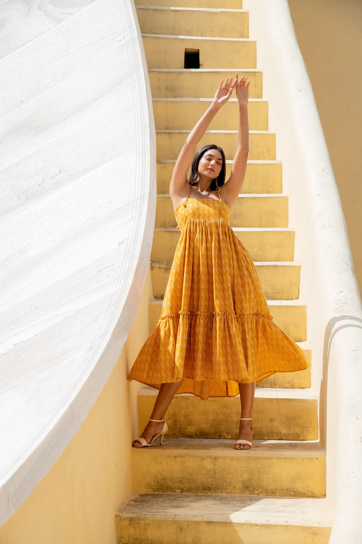 สัญญาณสีเหลือง