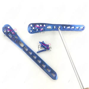 Bloqueo de tibia distal medial 3,5mm L + R con tornillos Lote 155 piezas - Product Image 3