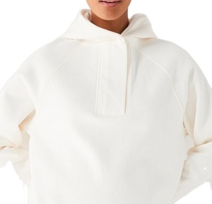 Sudaderas con capucha de algodón 100% de peso pesado de color blanco con logotipo personalizado para mujer en Qasaab Gloves Company - Product Image 1