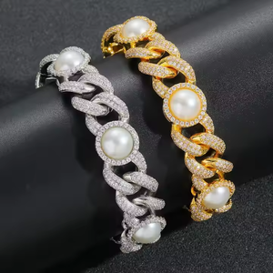 Pulsera de Plata 925 con Diamantes de Moissanita, Joyería Artística de Plata Diseñada con Piedras Brillantes y Detalles Suaves - Product Image 1