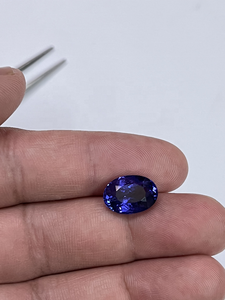 Loupe en Tanzanite naturelle de couleur Fine et de forme ovale de qualité, parfaitement fabriquée, pierre précieuse en vrac de 7.00 carat par Sadiya International - Product Image 2