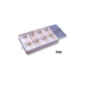 Boîtes en plastique avec 8 compartiments pour l'exposition de pierres - Product Image 1