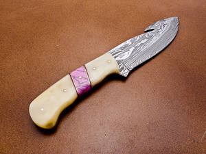 OEM Customizable Damascus Steel Hunting <b>Knife</b> with Camel Bone Handle and Leather Sheath <b>Twisted</b> Pattern for EDC-Wholesale - Product Image 4