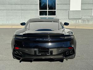 Aston Martin DBS Superleggera 2020, propulsion arrière, moteur V12 biturbo de 5,2 L, 715 chevaux, coupé - Product Image 4