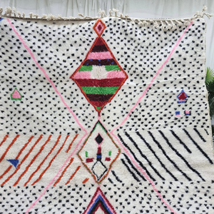 Meilleure vente artistique marocain tapis à pois à la main en laine de mouton coloré laine Plash berbère marocain tapis en laine pour votre chambre - Product Image 2