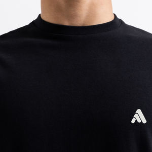 เสื้อยืดคอกลมแขนสั้นสำหรับผู้ชาย ผ้าคอตตอนโพลีเอสเตอร์ 100% คุณภาพสูง ระบายอากาศได้ดี แห้งเร็ว เหมาะสำหรับวิ่งและเล่นกีฬา - Product Image 3