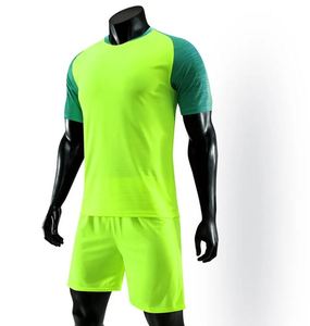 ชุดฟุตบอลสโมสรคุณภาพสูงสั่งทำพิเศษ ผ้าโพลีเอสเตอร์ 100% ระบายอากาศได้ดี พร้อมปักโลโก้และชื่อทีม ชุดฟุตบอลพรีเมียมสำหรับผู้ชาย - Product Image 2