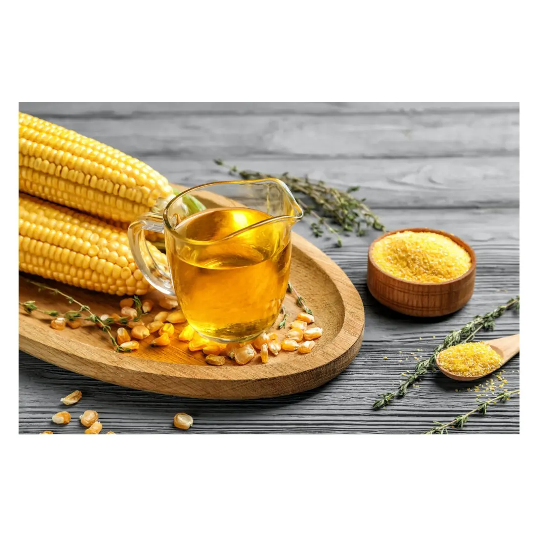 Scorte sfuse disponibili di olio di mais raffinato/olio di mais grezzo/olio di mais da cucina a prezzi all'ingrosso