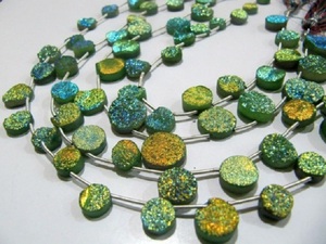 Cuentas de Briolette Druzy verde de ágata recubierta de Titanio Natural, hebra larga de 10 pulgadas para fabricación de joyas, Material de piedra - Product Image 4