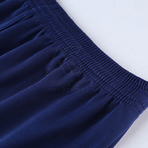 ชุดฟุตบอลคุณภาพสูง ปรับแต่งได้ตามต้องการ ระบายอากาศได้ดี ผลิตจากโพลีเอสเตอร์ที่เป็นมิตรกับสิ่งแวดล้อม ทนทาน - Product Image 5