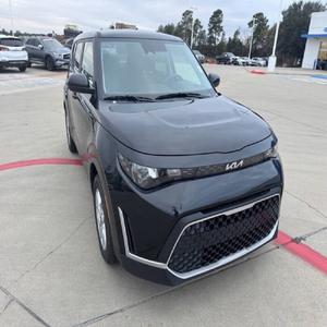 Kia Soul 2024 en PARFAIT ÉTAT - Product Image 2