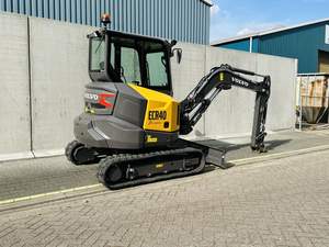 Mini excavatrice Volvo ECR40F-compacte, rotation nulle de queue, équipement de construction résistant à vendre d'occasion - Product Image 4