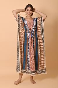 Nouvelle robe maxi kaftan longue modeste à fleurs faite à la main en coton imprimé en blocs Coupe ample Boho Robe de plage pour prix de gros - Product Image 3