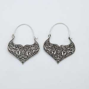 Boucles d'oreilles créoles filigranes ethniques en argent sterling pour femmes, cadeau tendance pour les fêtes, bijoux ethniques en gros - Product Image 1