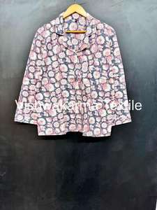 Ensemble de pyjama pour femmes en coton 100% à col en V imprimé floral avec taille élastique pour l'été et le printemps, doux et à séchage rapide - Product Image 3