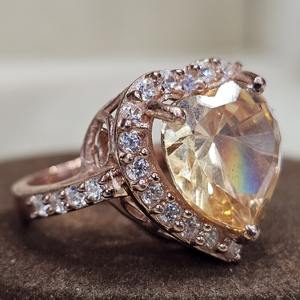 Anillo de diseño hecho a mano de excelente calidad de Plata de Ley 925 en forma de corazón Zirconia cúbica piedra preciosa última moda Eternity Vermeil - Product Image 4