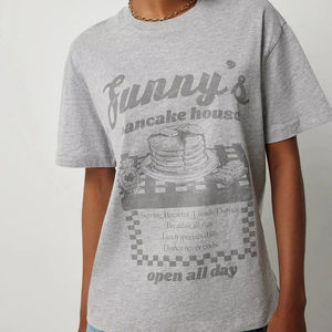 Camiseta gráfica de gran tamaño para mujer de calidad superior, ajuste holgado, estampado de invierno, tejido Digital personalizado, tela de algodón 100% transpirable - Product Image 1