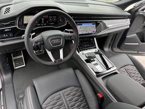 Bonne affaire pour Q8 quattro Premium Plus 55 TFSI 2025 d'occasion avec pack Executive, démarrage à distance, sièges en cuir, jantes en alliage - Product Image 3