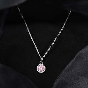 Colgante Solitario de Plata Rosa de Moda con Baño de Rodio en Cadena de Oro Blanco, Oro Rosa y Oro Platino de 18k para Compromiso - Product Image 2