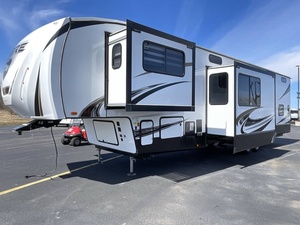 Venta al por Mayor de Forest River Sabre 37FLL Usado de 2022 a Precio Económico - Product Image 5