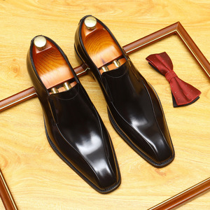 Chaussures en cuir véritable tendance et élégantes pour affaires, fabriquées avec du cuir de vachette de qualité supérieure du Royaume-Uni, design de grande taille, style paire unique - Product Image 3