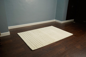 Top Grade Modern Handmade Woollen <b>Rug</b> Lively Handwoven Wool <b>Boho</b> Design Washable Floor Carpet for Home Use - Product Image 3