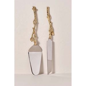 ชุดเซิฟเวอร์เค้กสแตนเลสสำหรับงานแต่งงานด้ามจับดีไซน์แบบวงกลมทำจากเรซิ่นสีชมพูสีทอง - Product Image 2