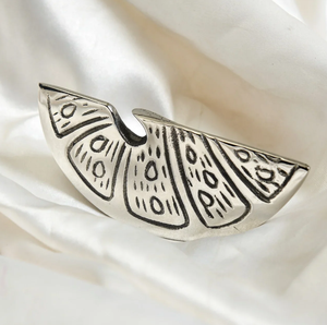 Abrebotellas de Metal con forma de rebanada de latón AK en acabado dorado Abrebotellas personalizado para accesorios de barra/utensilios de cocina - Product Image 4