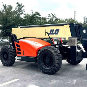 Manipulador Telescópico JLG de Alto Rendimiento 1055 - Product Image 1