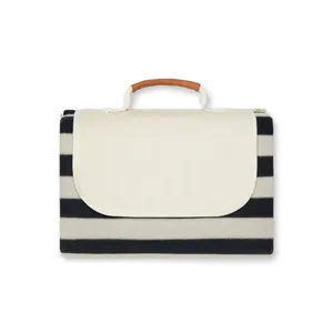 VINGA Alba - Tapete de Picnic Sostenible de RPET, Ecológico y Elegante para Aventuras al Aire Libre - Product Image 1