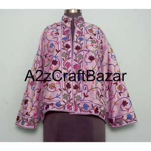 Chaqueta Boho Chic Hecha a Mano, 100% Algodón, Tejido de Punto, Patrón Floral Bordado, Ecológica, Transpirable, Rápida para el Invierno - Product Image 1