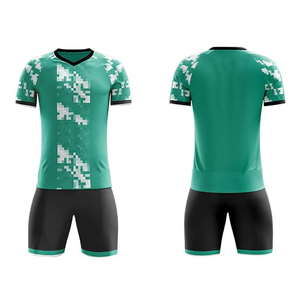 Vêtements de football de couleur rouge pour hommes, maillots de football personnalisés vierges, fabricant, uniformes de football pour jeunes, ensembles d'équipe - Product Image 4