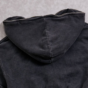 Survêtements d'hiver grande taille, style déchiré et délavé à l'acide, comprenant un sweat à capuche court et ample et un pantalon de jogging, vente en gros - Product Image 5