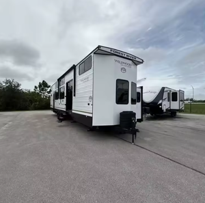 Autocaravanas y Remolques de Viaje 2025 2024 2026 F-o-r-e-s-t R-i-v-e-r Wildwood G-r-a-n-d L-o-d-g-e 42I-C-E - Product Image 1