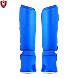 Espinilleras con cierre de velcro para protección deportiva de adultos, diseño ligero, uso en todas las estaciones - Product Image 1
