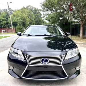 Berline essence de luxe de taille moyenne 2021, transmission automatique, intérieur en cuir, phares à LED, sans accident - Product Image 1