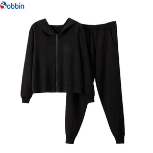 Conjunto Deportivo de Invierno para Mujer con Logotipo Personalizado, Chándal y Pantalón Deportivo, Traje Informal de Moda, Conjunto de 2 Piezas con Capucha y Cremallera de Manga Larga - Product Image 1