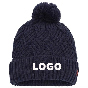 Bonnets côtelés minimalistes Profil mince Tricot doux et extensible Touche contemporaine pour vêtements de rue jacquard - Product Image 4