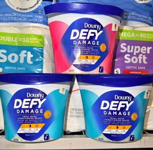 Perles de lavage conditionnantes Downy DEFY Damage Total-Wash 22,9 onces Parfum frais de lavande Adoucissant solide écologique 80% actif - Product Image 2