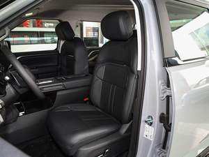 Pick-up Diesel Électrique d'Occasion SAIC Maxus Interstellar X 2.5T 2025, 4 Portes, 5 Places, Meilleure Vente, Autonomie 201-300km - Product Image 2