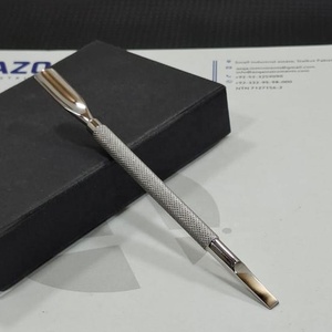 Pousse-cuticules réutilisable en acier inoxydable chirurgical, soin des ongles, manucure, pédicure, outil de beauté OEM - Product Image 1