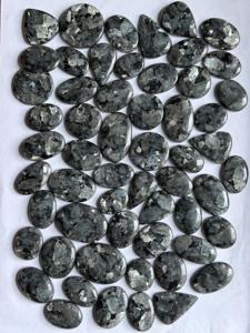 Cabochon Larvikite naturel Larvikite Non chauffé Pierres précieuses en vrac Forme de mélange argent noir à prix compétitif OEM disponible - Product Image 2