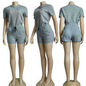 2025 été et printemps nouvelles femmes deux pièces revers imprimé fermeture éclair chemise à manches longues décontracté couleur unie Shorts dames costume ensembles - Product Image 4