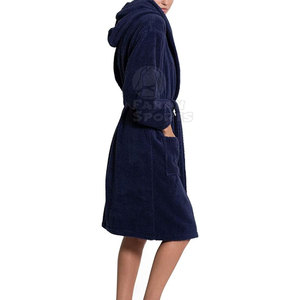 OEM Service Wholesale Best Selling Lightweight Custom Color <b>Hooded</b> <b>Towel</b> for Winter with Front Logo - Product Image 4